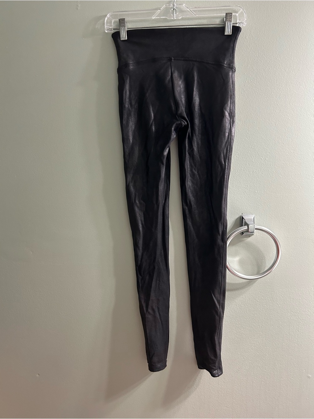 Spanx Faux Leather Leggings Tummy Control Contoured Waistband High Waist - Picture 8 of 8